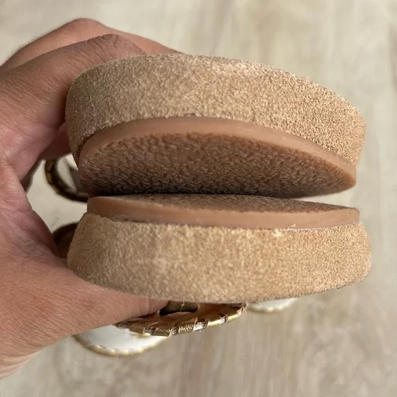 Jack Rogers Women's White and Tan comfort soft comfortable Sandals size 5 new - Picture 8 of 11